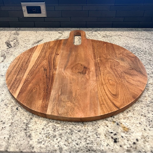 NIB Member's Mark Acacia Wood Charcuterie Boards, Set of 2 - Picture 5 of 15